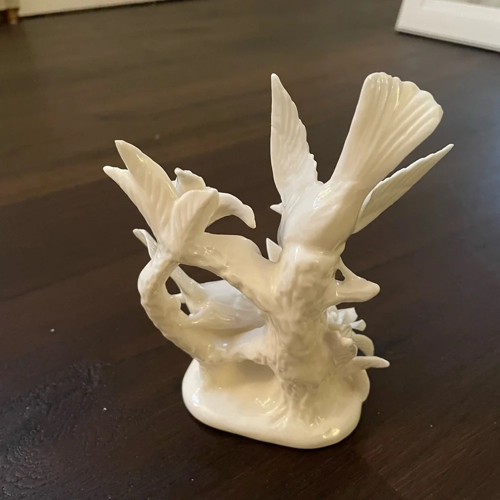 Vintage Porcelain Birds - Picture 3 of 4